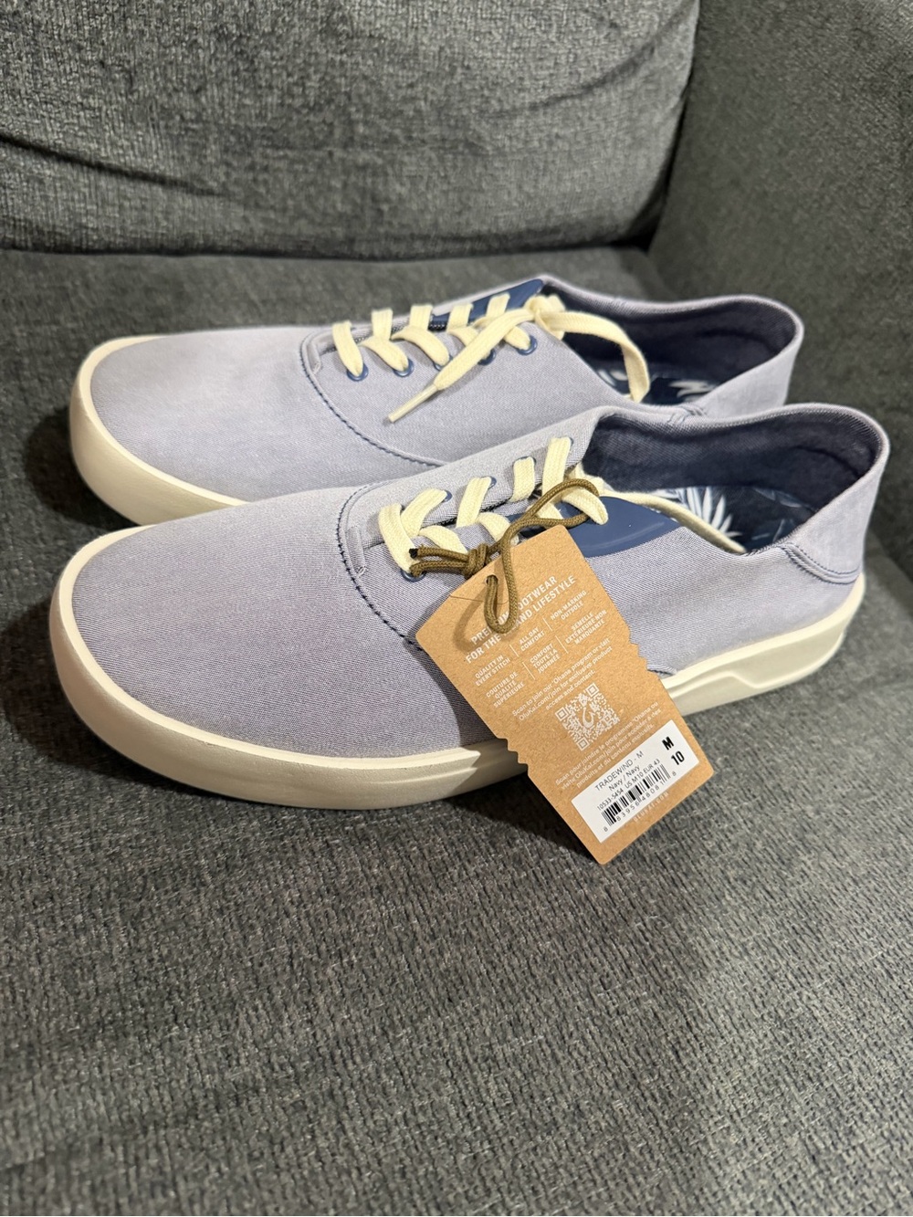 OLUKAI Mens Tradewind Lightweight Sneaker - 10533-5454 Light Blue Navy Men’s 10